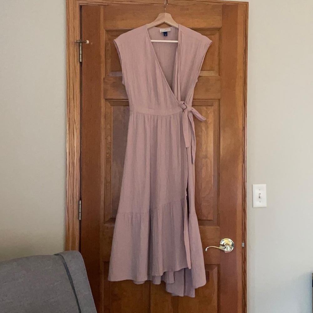 Universal Threads Wrap Dress